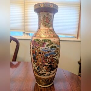 Satsuma 14" tall hand painted vase gold blue black Japan Geisha unsign